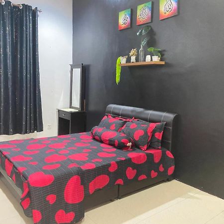 Abg Long Fadhil Homestay Σουνγκάϊ Πετάνι Εξωτερικό φωτογραφία