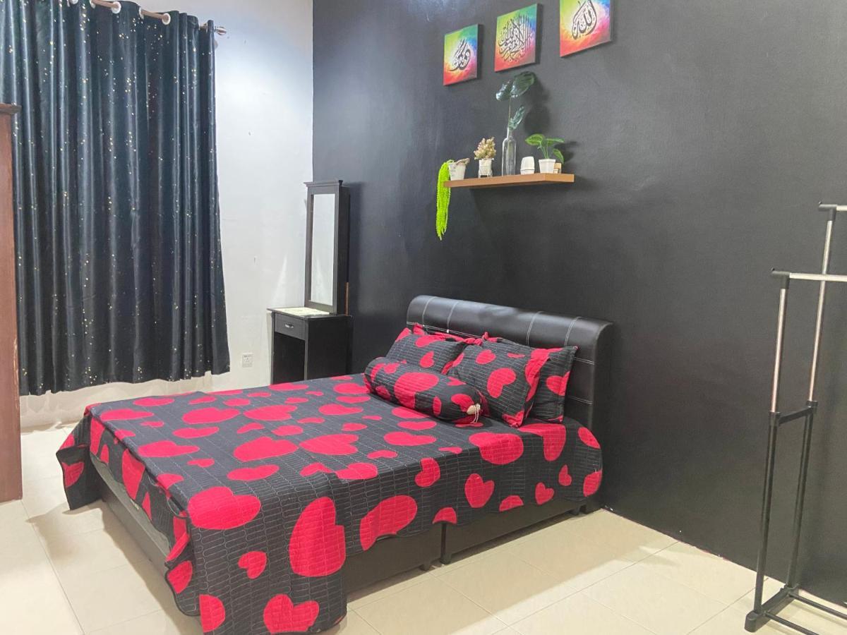 Abg Long Fadhil Homestay Σουνγκάϊ Πετάνι Εξωτερικό φωτογραφία